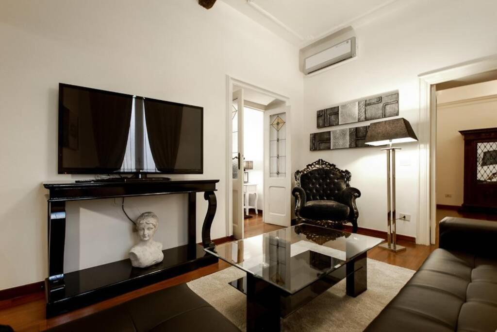 Banchi - Classic Apartment Between Navona And Campo Dei Fiori Rom Exterior foto